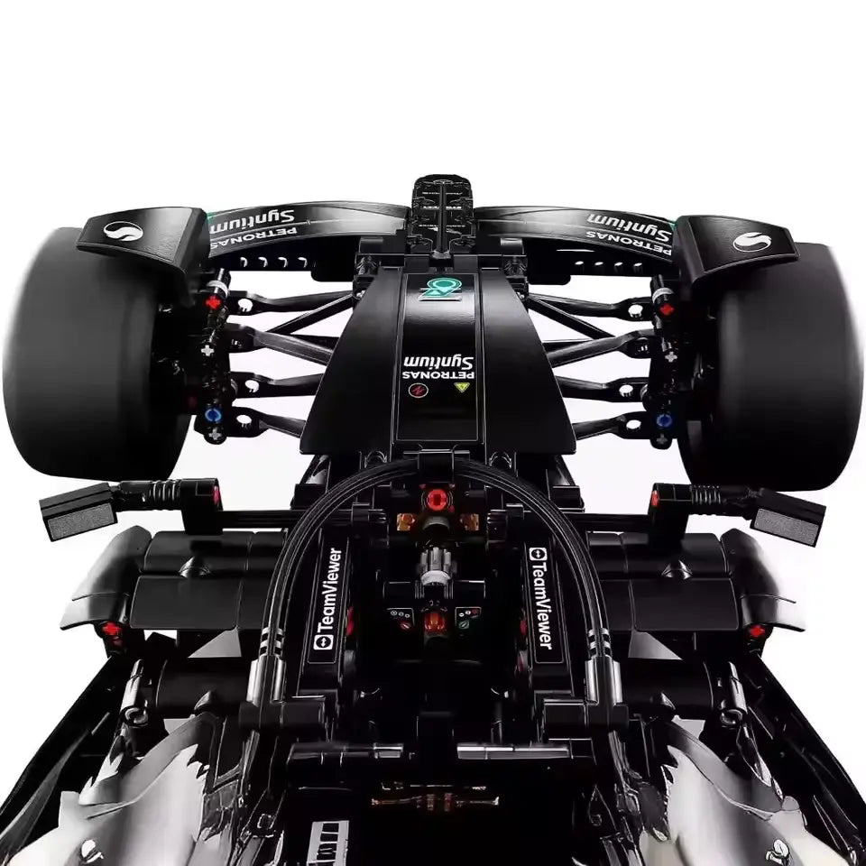 AMG Petronas W14 1:8 Technical Model